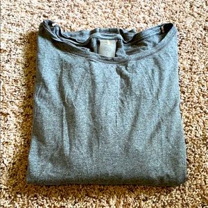 3/4 sleeve workout shirt